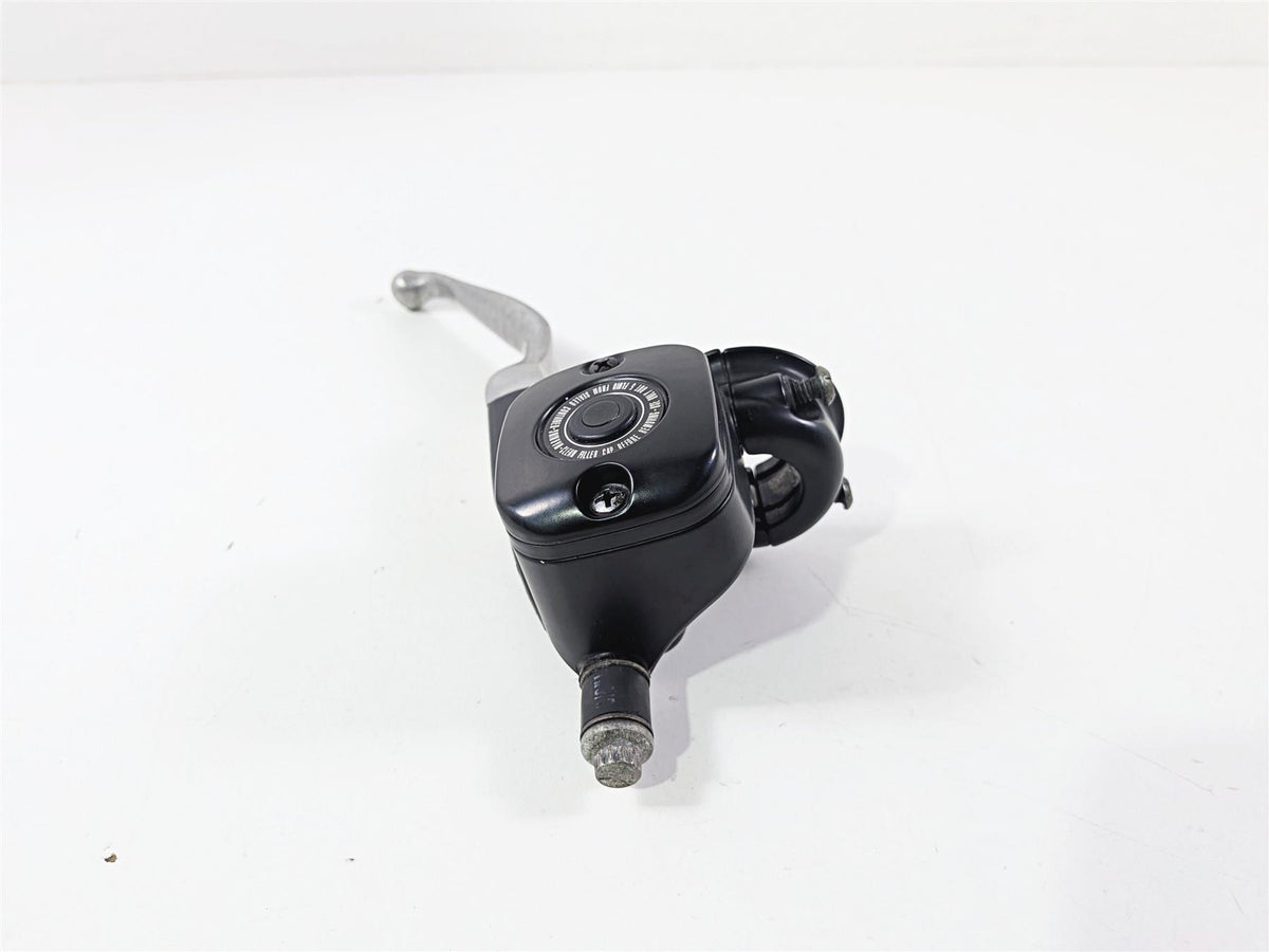 2004 Harley Touring FLTRI Road Glide Front Brake Master Cylinder 11/16 41700737-Mototech271