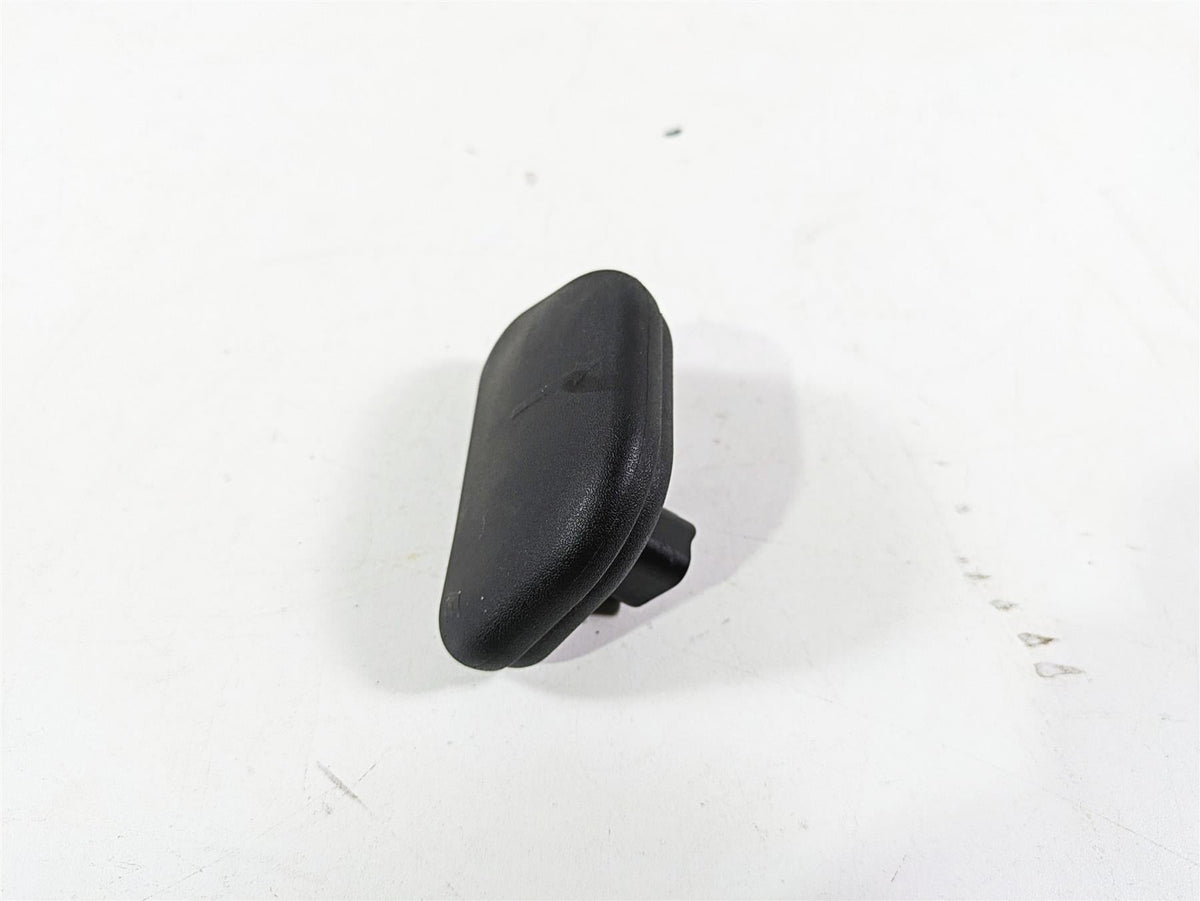 2018 Indian Chieftain Dark Horse Gps Antenna Navigation Signal Receiver 4014811 {{ shop.shopifyCountryName }} - Mototech271