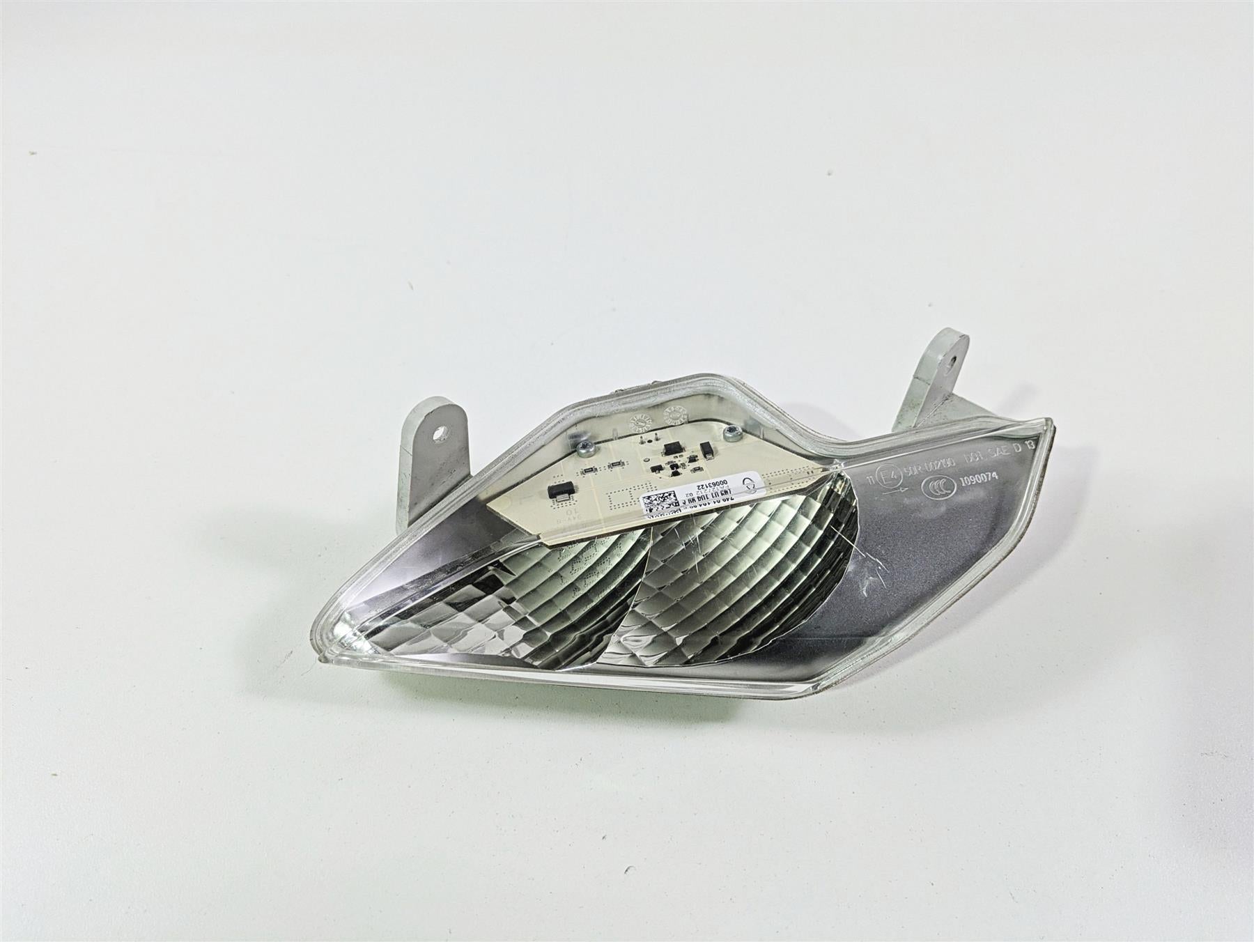 2019 BMW R1250RT K52 Left Front Blinker Turn Signal - Read 63138541625 {{ shop.shopifyCountryName }} - Mototech271