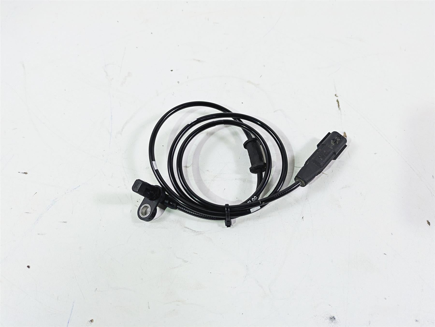 2020 Suzuki V-Strom 1050 XT Front Abs Brake Wheel Speed Sensor 55710-06L00 {{ shop.shopifyCountryName }} - Mototech271