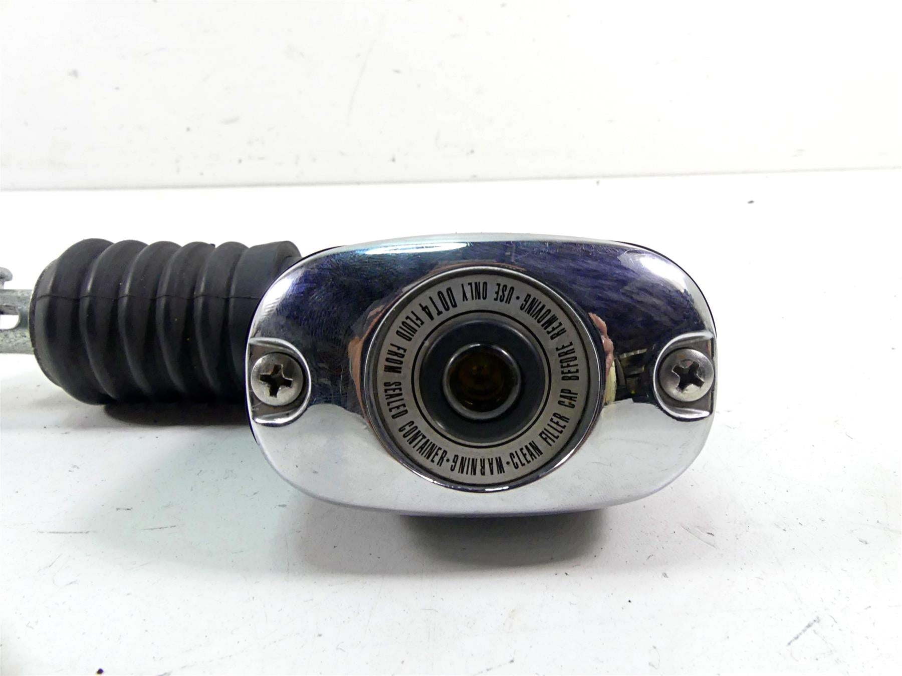 2006 Harley Touring FLHTCU SE E-Glide Rear Brake Master Cylinder 46467-05 {{ shop.shopifyCountryName }} - Mototech271