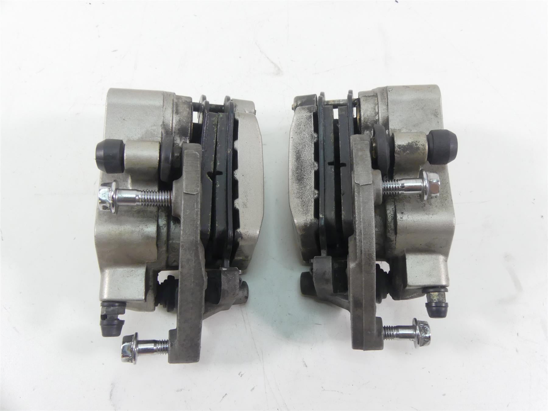 2003 Honda VTX1800R Front Nissin Brake Caliper Set 45150-MCV-006 {{ shop.shopifyCountryName }} - Mototech271