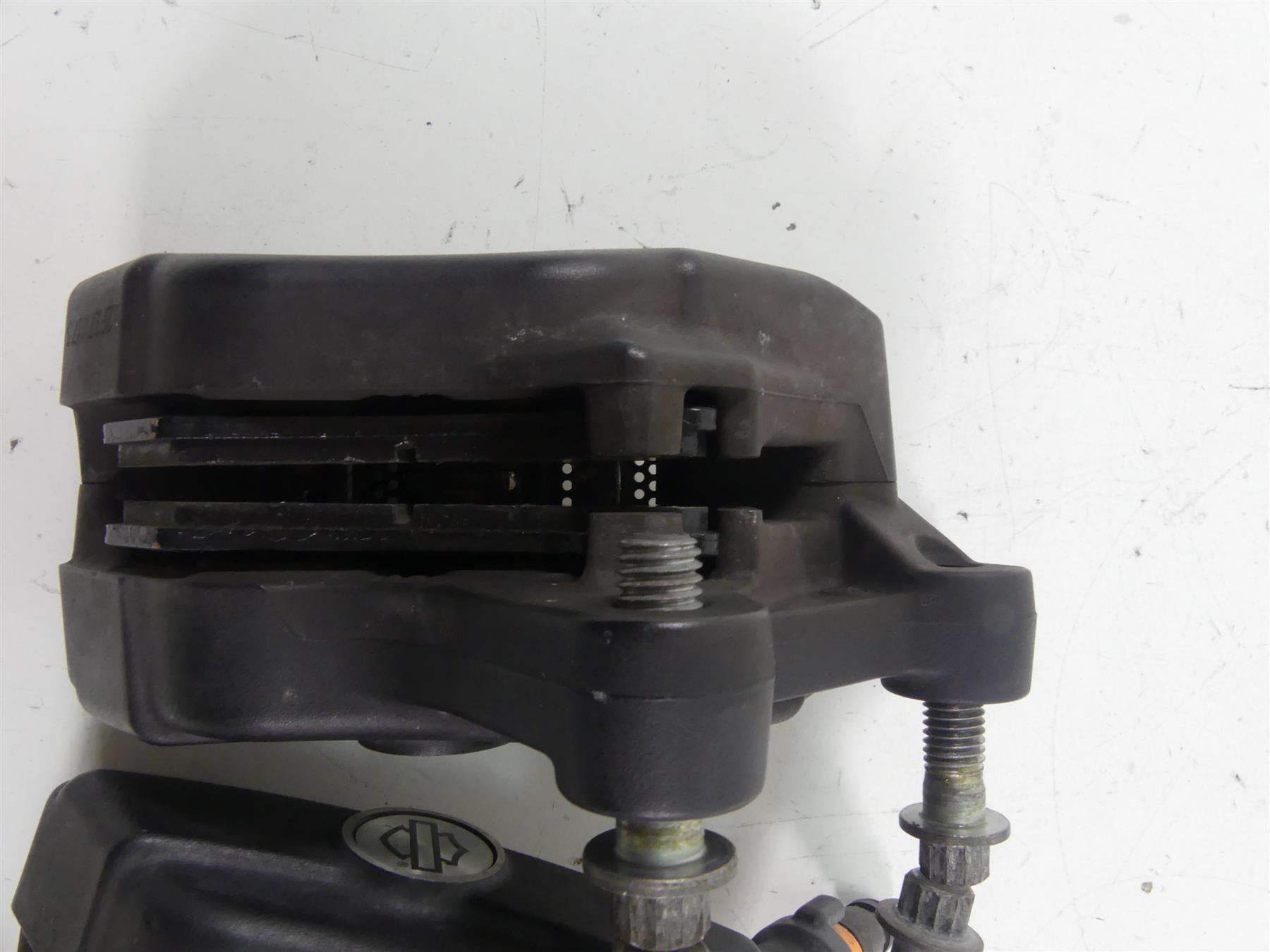 2013 Harley Touring FLHTK Electra Glide Front Brake Calipers 43027-08 44023-08 {{ shop.shopifyCountryName }} - Mototech271