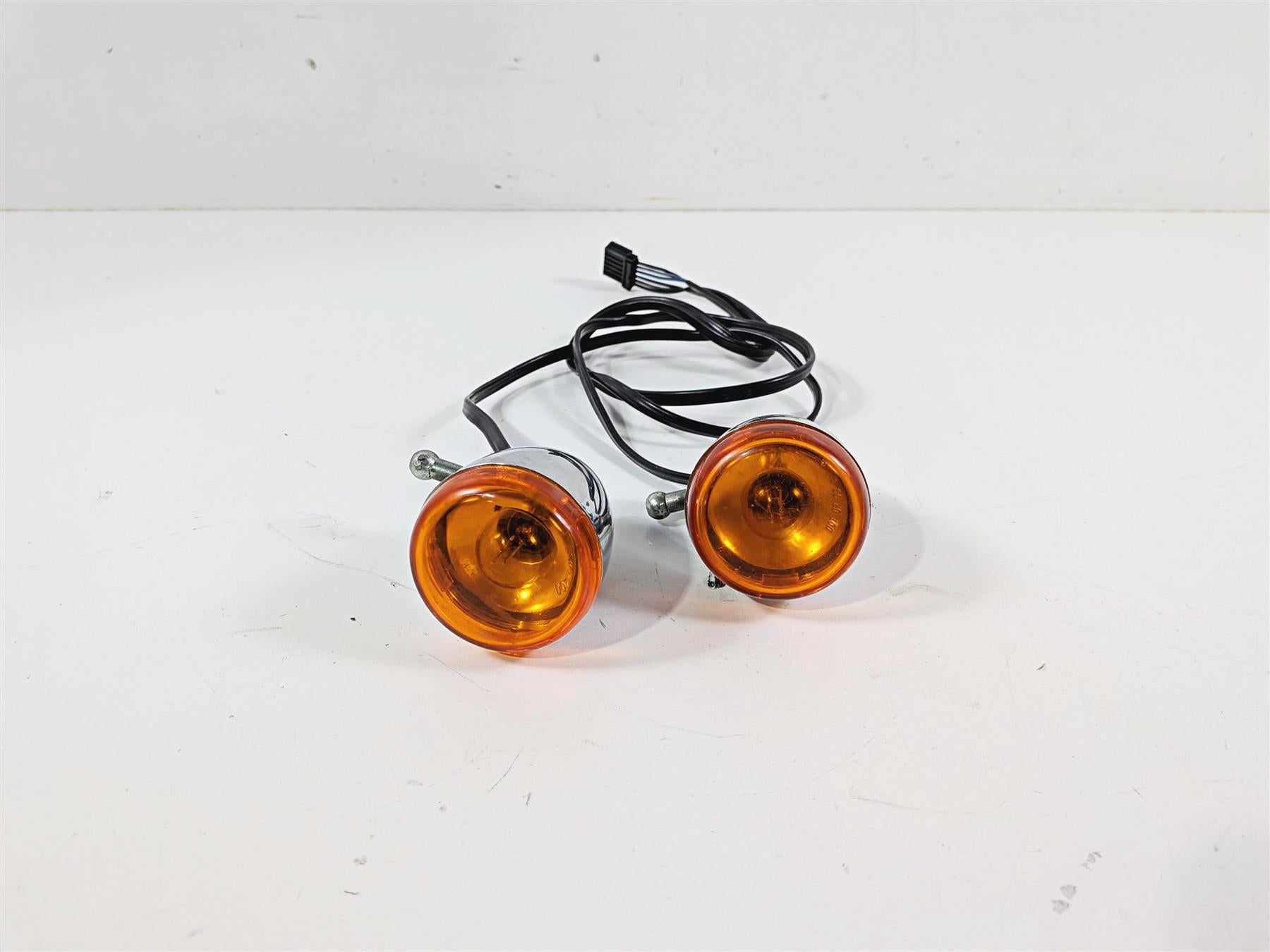 2006 Harley Sportster XL883 Low Front Turn Signal Blinker Set Chrome 68972-00 {{ shop.shopifyCountryName }} - Mototech271