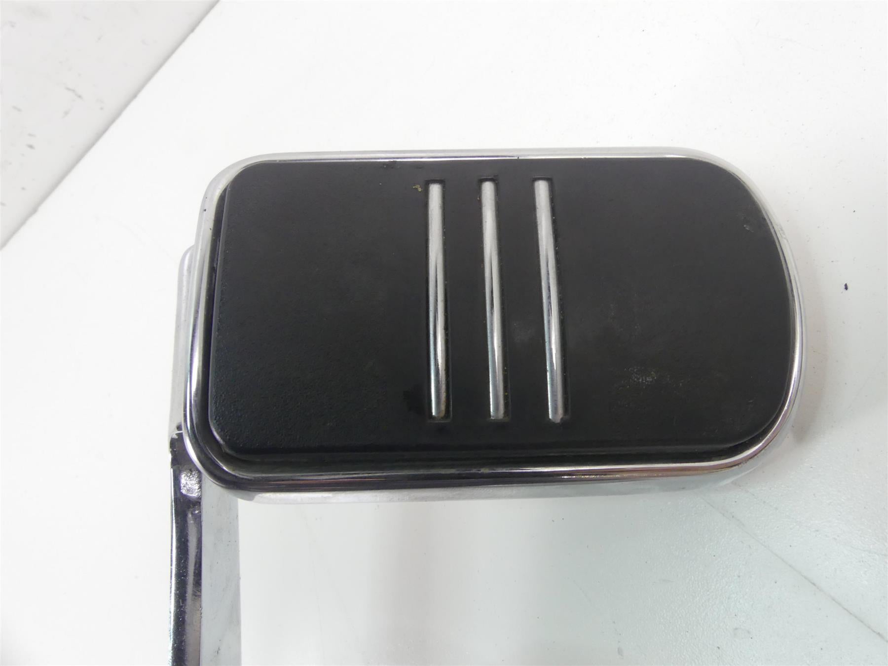 2013 Harley Touring FLTRX Road Glide Front Floorboards & Rear Footpegs 50518-09 {{ shop.shopifyCountryName }} - Mototech271