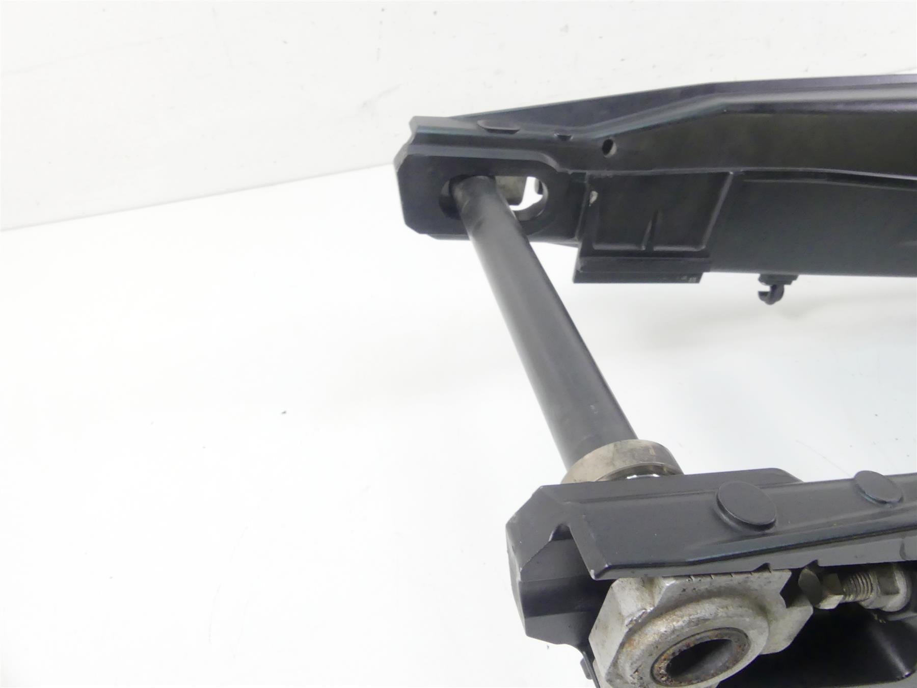 2015 KTM 1290 Adventure Swingarm Swing Arm Axle Set 6040403004433 {{ shop.shopifyCountryName }} - Mototech271