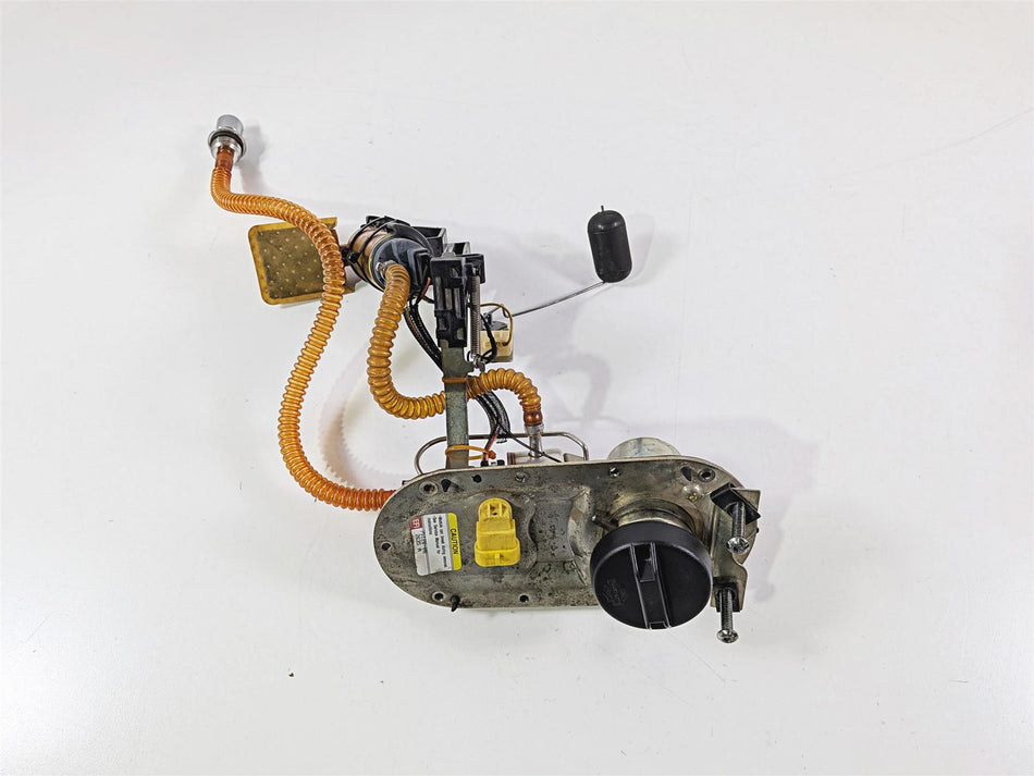 2006 Harley Touring FLHTCU SE CVO Electra Glide Fuel Gas Pump - Tested 75126-06-Mototech271