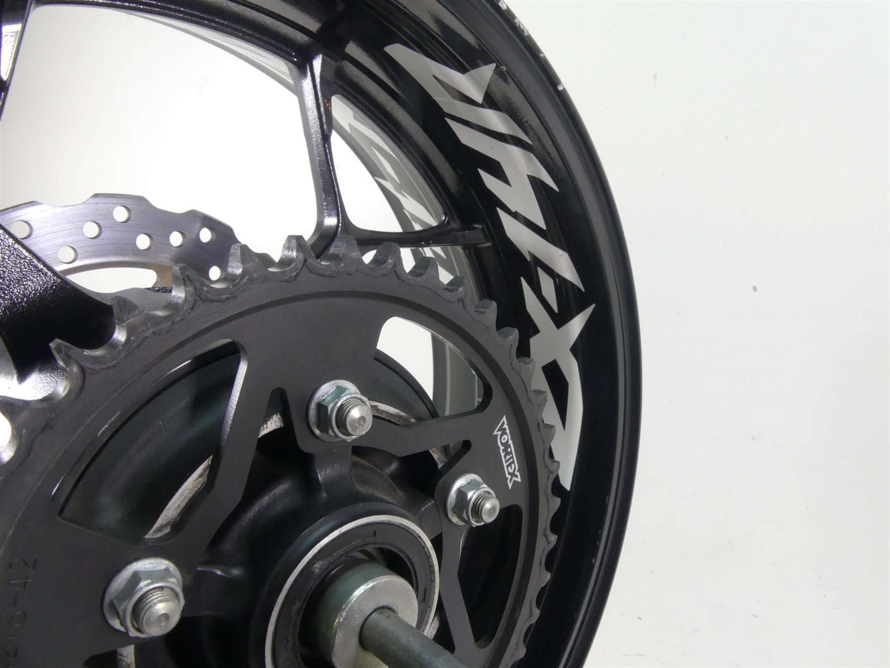 2012 Kawasaki ZX1400 ZX14R Ninja Straight 17x6 Rear Wheel Rim 41073-0574-18F {{ shop.shopifyCountryName }} - Mototech271