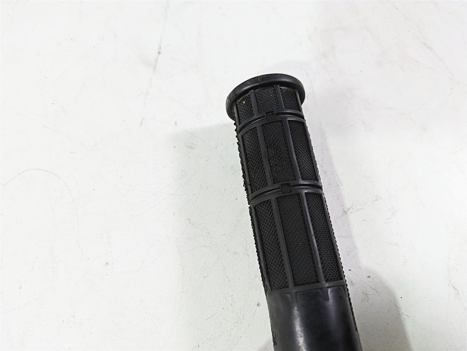2013 Ducati Hyperstrada 821 Ride By Wire Throttle Grip 66020034E {{ shop.shopifyCountryName }} - Mototech271