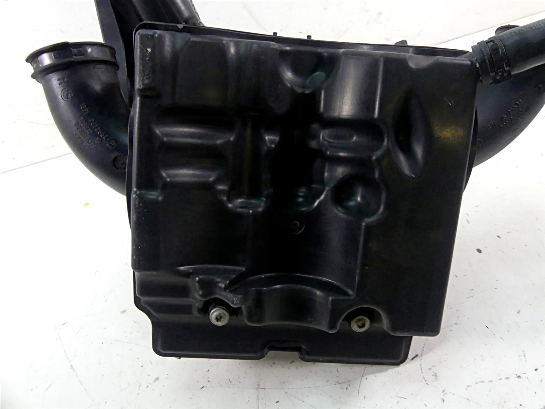 2009 BMW R1200 GS K25 Air Box Breather Cleaner + Tubes & Ducts -Read 13717720354 {{ shop.shopifyCountryName }} - Mototech271