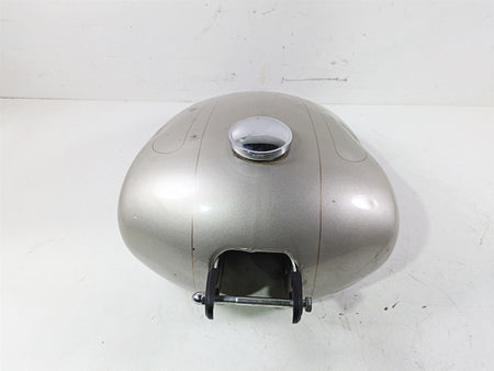 2018 Harley FXBR Softail Breakout Fuel Gas Petrol Tank - Dented 61000673 {{ shop.shopifyCountryName }} - Mototech271