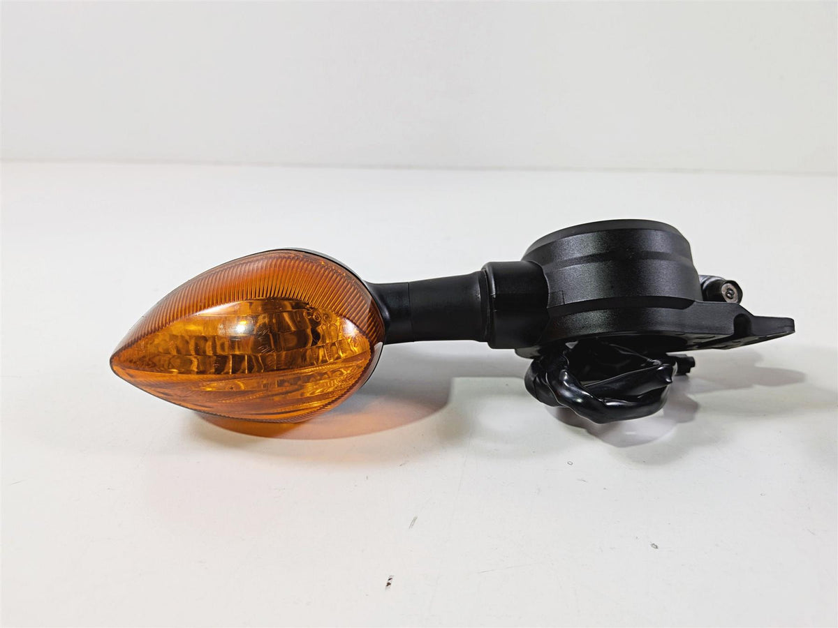 2009 Yamaha VMX17 V-Max 1700 Front Blinker Turn Signal Set 2S3-83310-10-00-Mototech271