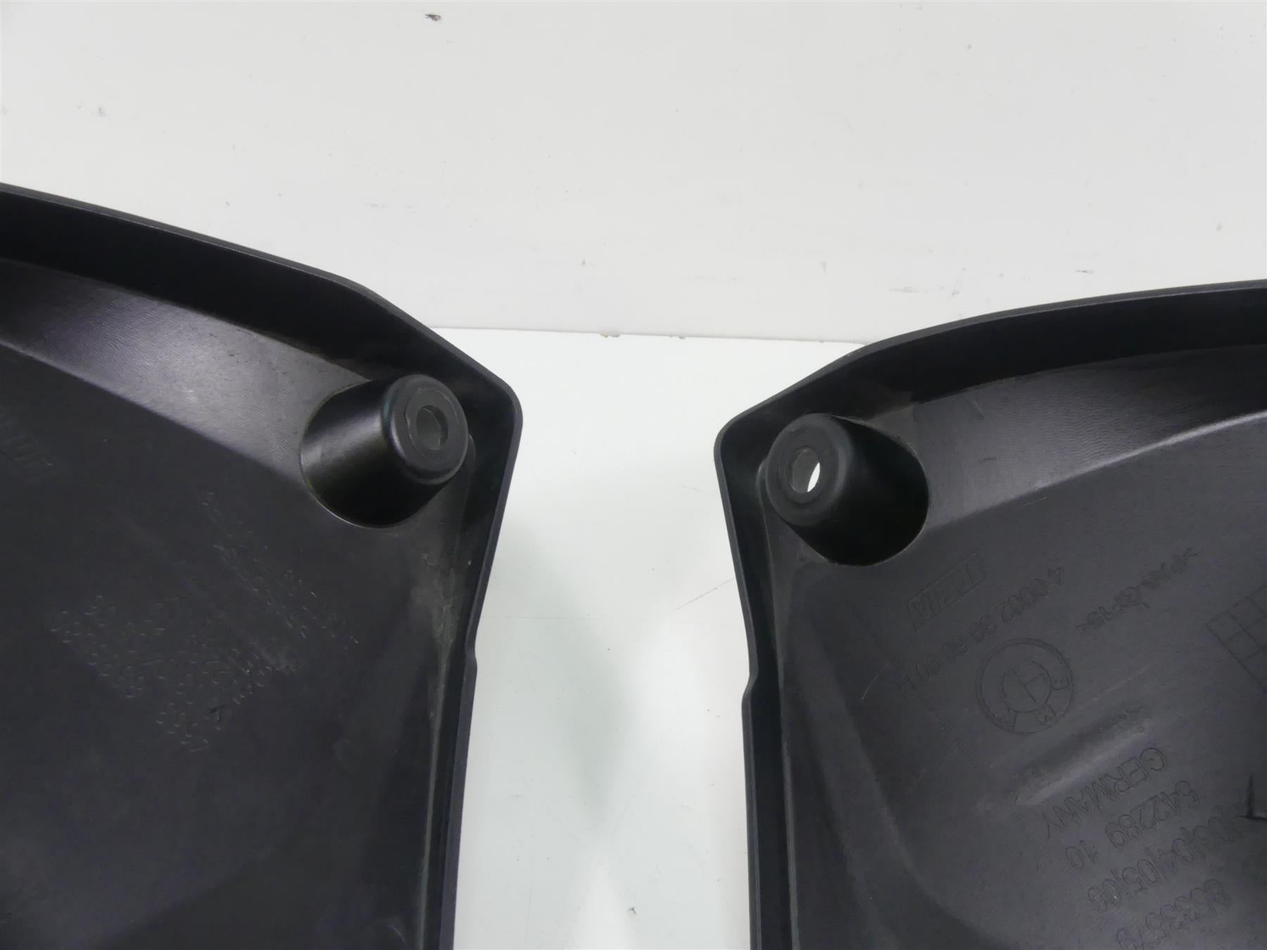 2017 BMW R1200RT K52 Left & Right Engine Fairing Cover 46638533580 46638533579 {{ shop.shopifyCountryName }} - Mototech271