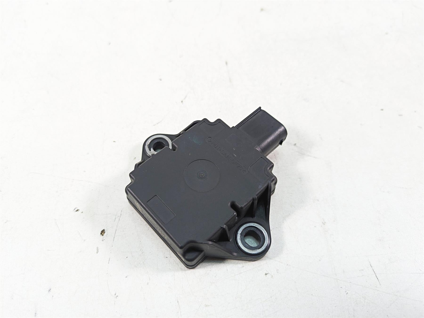 2021 Aprilia RS660 Lean Angle Tip Over Tilt Sensor Module Unit 2D000448 {{ shop.shopifyCountryName }} - Mototech271