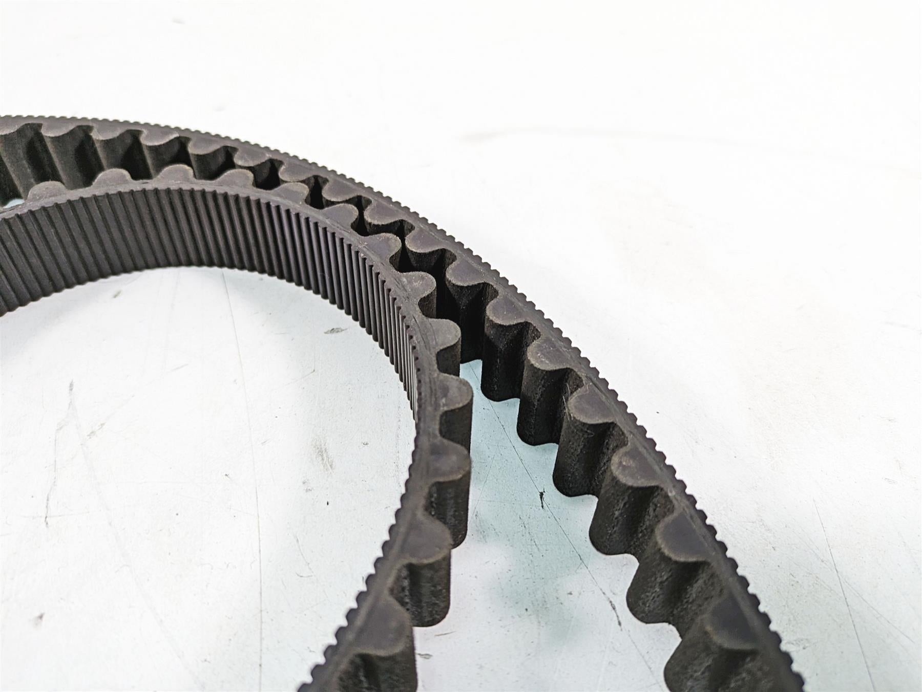 2009 Harley Touring FLHTCU Electra Glide Rear Drive Belt 140T 1" 40024-09A {{ shop.shopifyCountryName }} - Mototech271