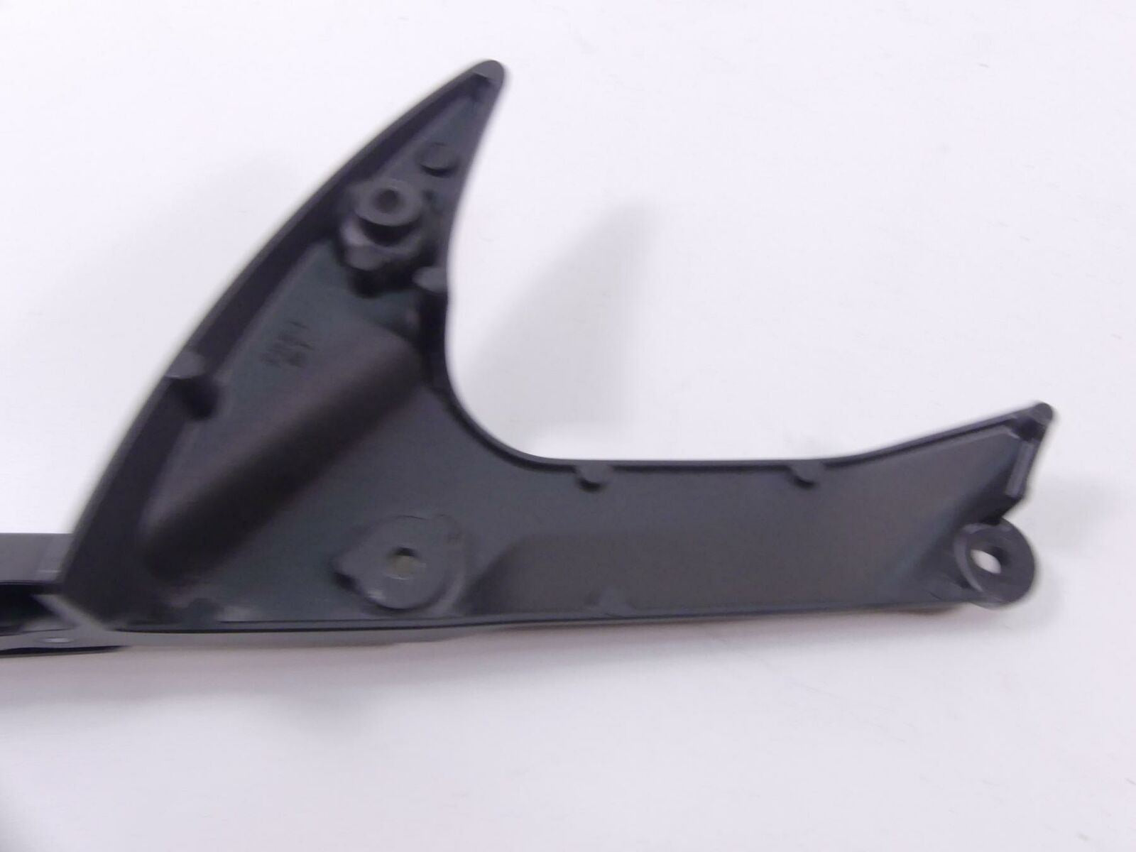 2019 Yamaha VMX17 V-Max 1700 Left Front Fender Mount + Cover 2S3-23361-00-P1 {{ shop.shopifyCountryName }} - Mototech271