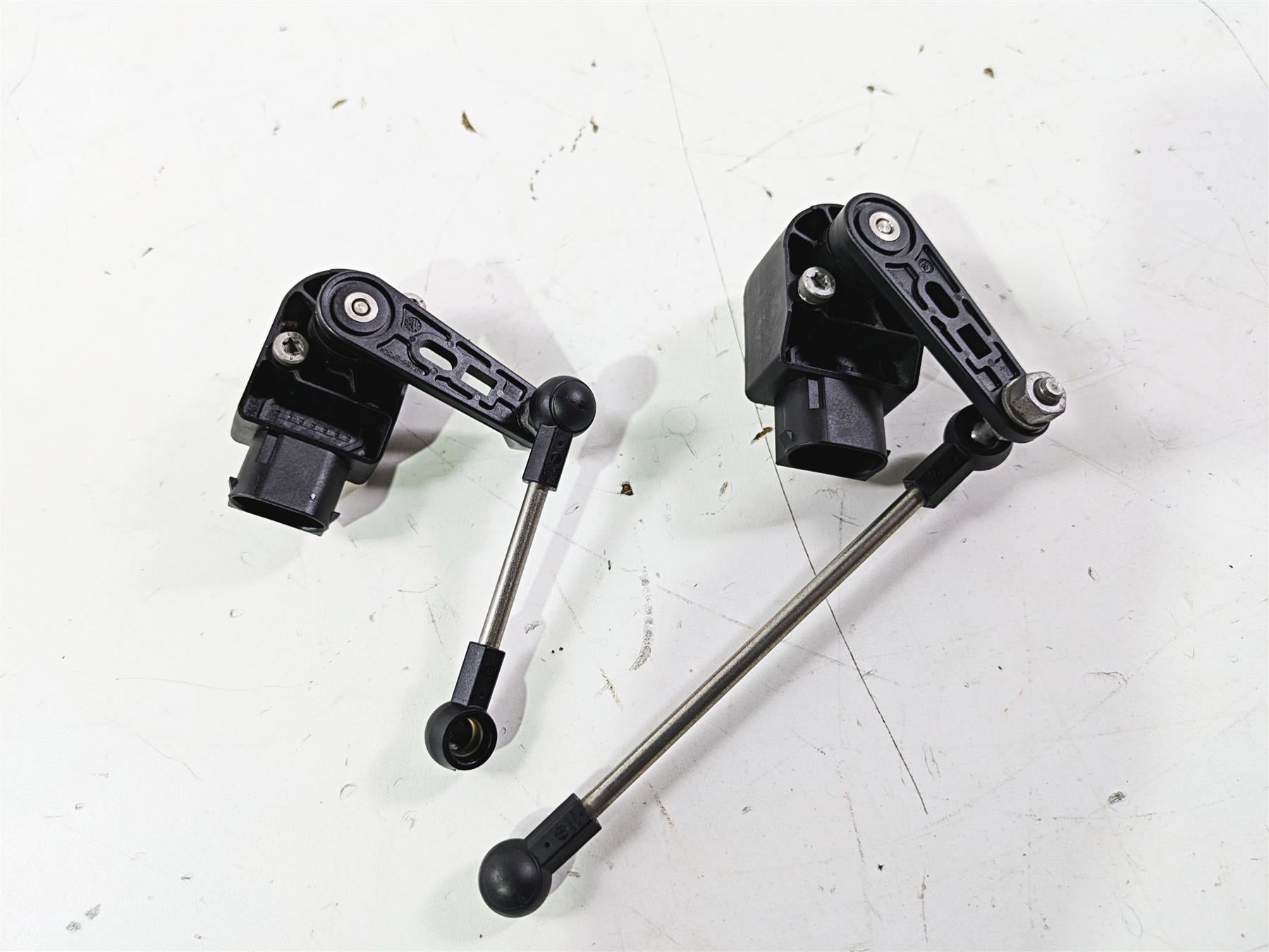 2018 BMW R1200GS GSW K50 Front Rear Leveling Sensor Set 37146870000 {{ shop.shopifyCountryName }} - Mototech271