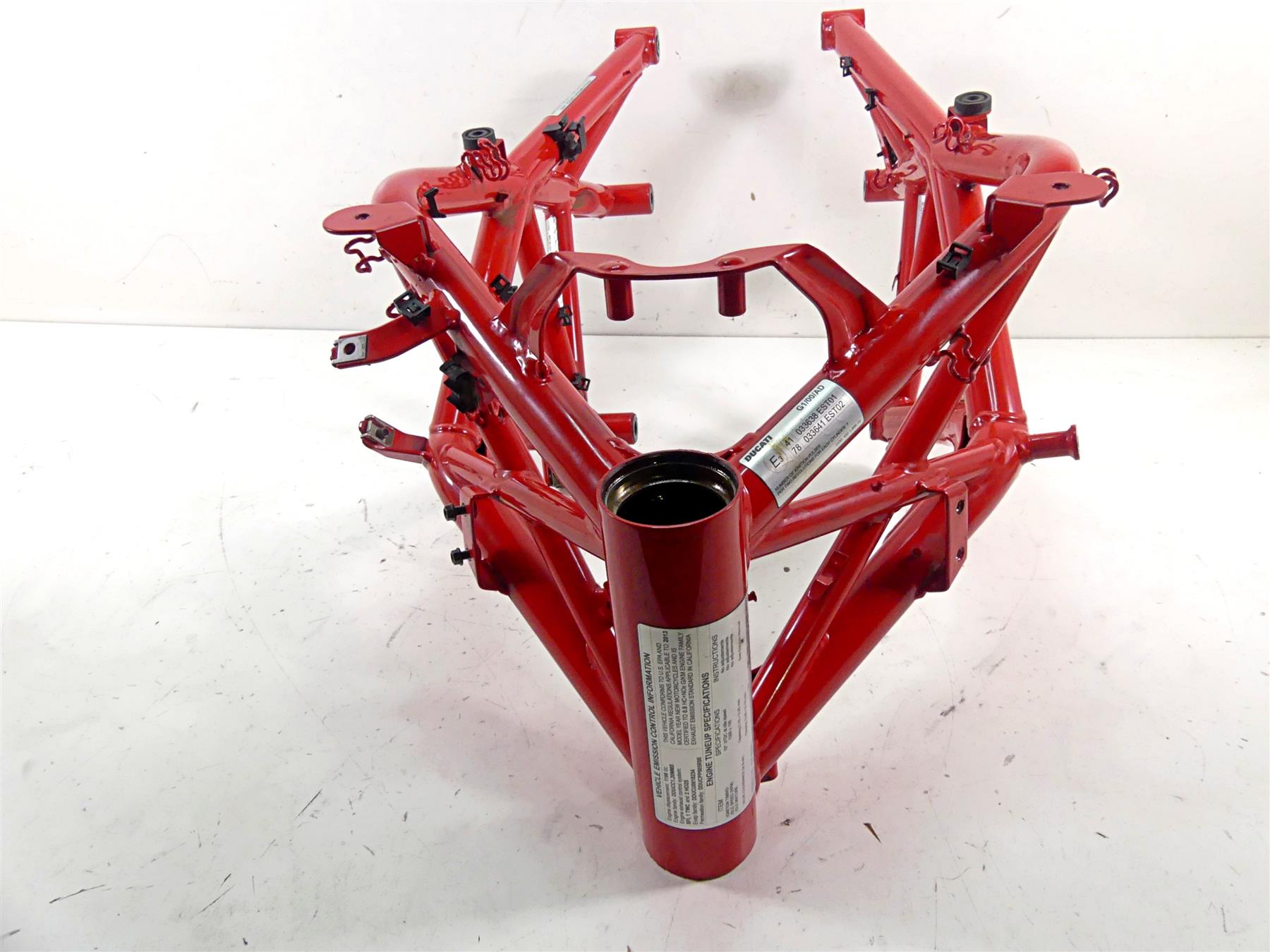 2013 Ducati Diavel Red Straight Main Frame Chassis With California Salvage Title 470P2012AA {{ shop.shopifyCountryName }} - Mototech271