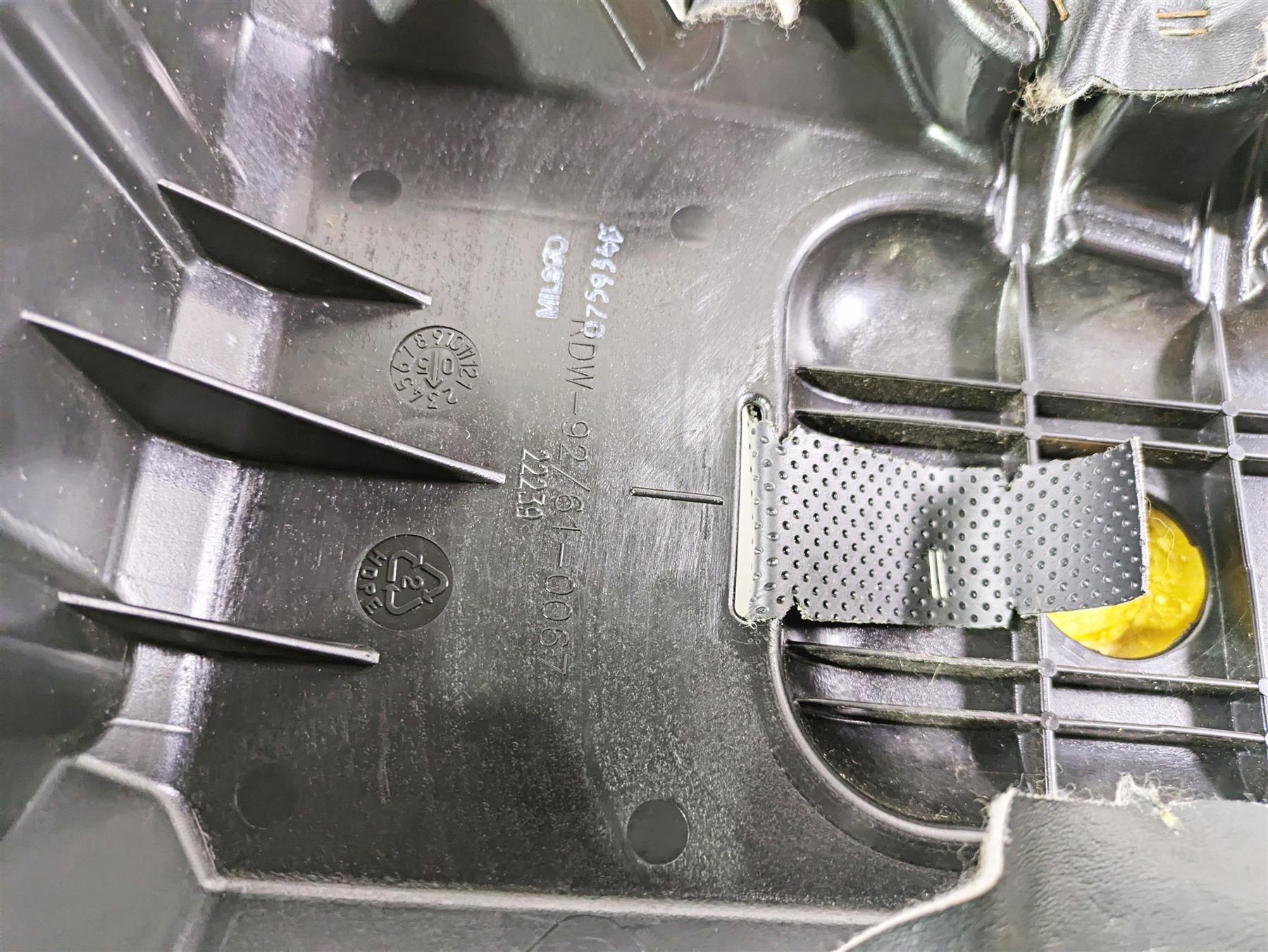 2006 Harley VRSCR Street V-Rod Rear Passenger Seat Saddle 52416-06 {{ shop.shopifyCountryName }} - Mototech271