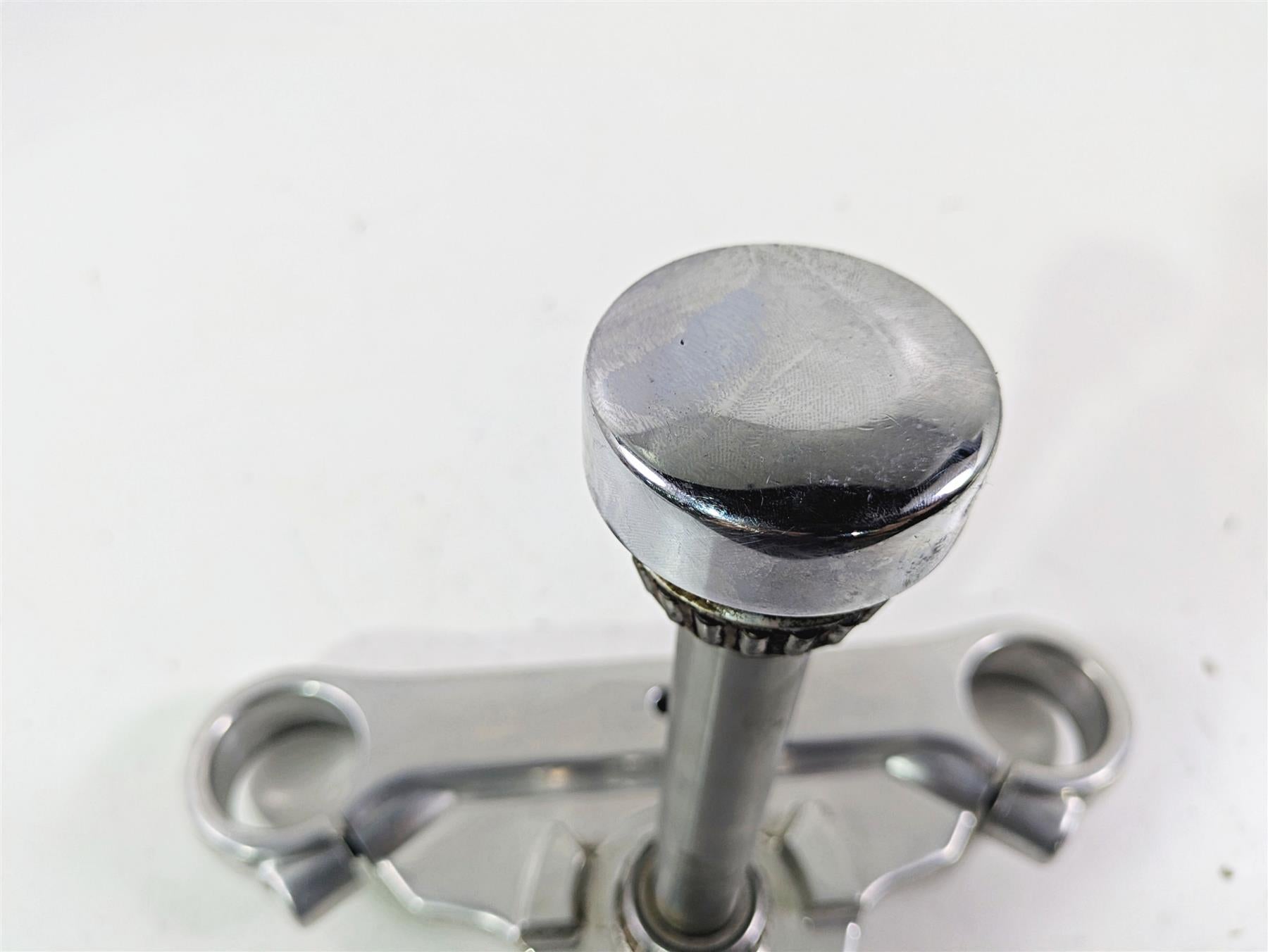 2016 Harley FXDWG Dyna Wide Glide Lower Triple Tree Steering Clamp 49mm 46386-08 {{ shop.shopifyCountryName }} - Mototech271