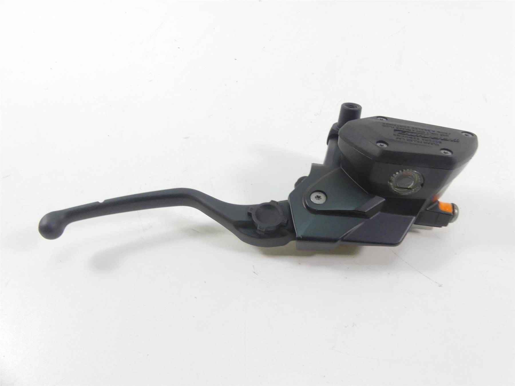 2014 BMW R1200GS K50 Front Brake Master Cylinder + Lever 32728559604 {{ shop.shopifyCountryName }} - Mototech271