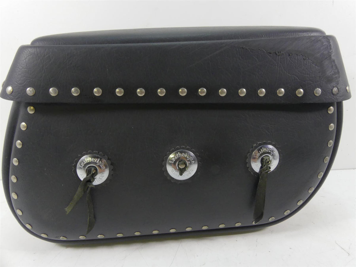 2002 Yamaha XVS1100 V-Star Right Leatherlyke Saddlebag - Read ACC625 {{ shop.shopifyCountryName }} - Mototech271