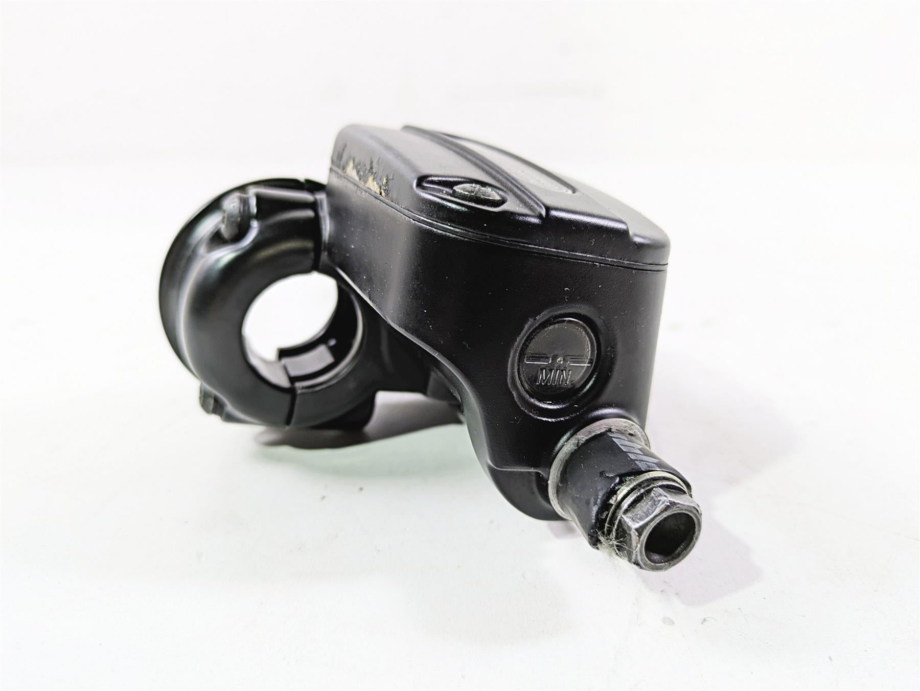 2010 Harley VRSCF Muscle Rod Clutch Master Cylinder Black Lever 11/16 38744-09B {{ shop.shopifyCountryName }} - Mototech271