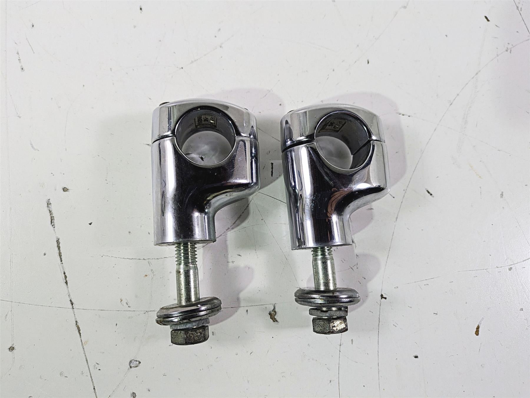 2007 Harley FXDWG Dyna Wide Glide Handlebar Riser Holder Clamp Mount 56613-06 {{ shop.shopifyCountryName }} - Mototech271