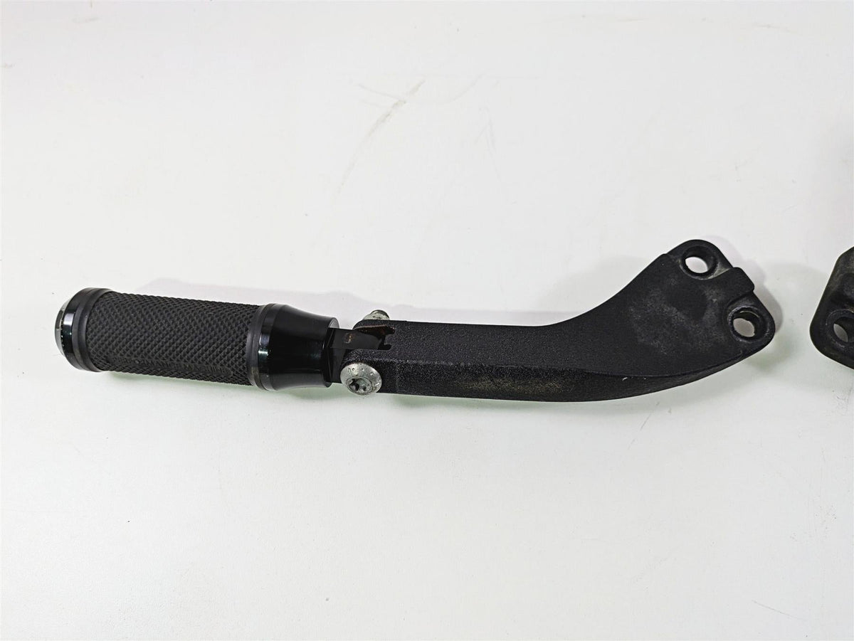 2011 Harley FXDC Dyna Super Glide Rear Performance Machine Footpeg Set 1620-2239 {{ shop.shopifyCountryName }} - Mototech271