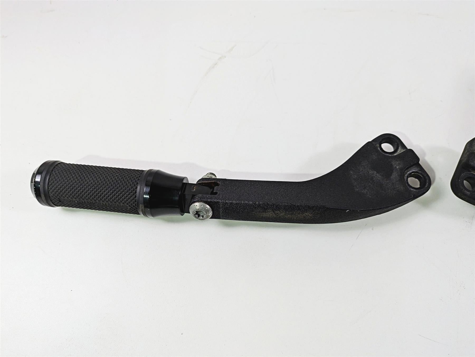 2011 Harley FXDC Dyna Super Glide Rear Performance Machine Footpeg Set 1620-2239 {{ shop.shopifyCountryName }} - Mototech271