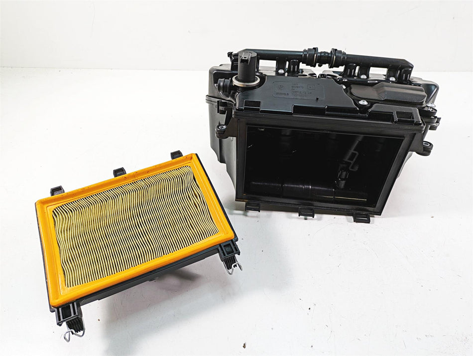 2015 BMW S1000RR K46 Air Box Cleaner Intake & Fuel Injector Set 13718561315 {{ shop.shopifyCountryName }} - Mototech271