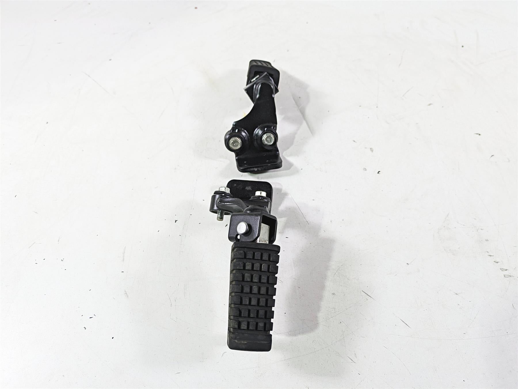 2023 Kawasaki KLR KL 650 Adventure Front Rider Footpeg Rest Set 34035-0004 {{ shop.shopifyCountryName }} - Mototech271