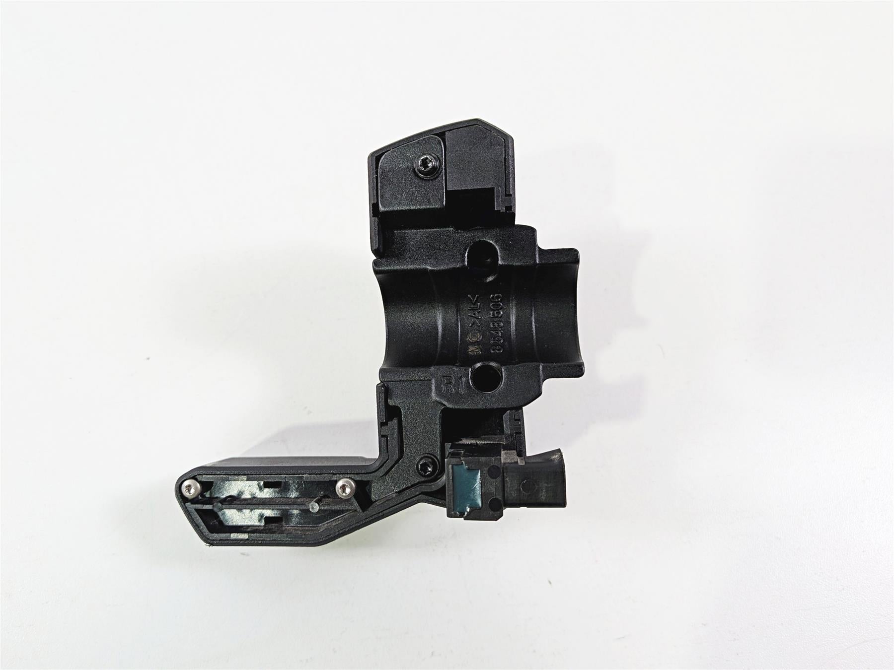 2023 BMW R1250RT RTP K52 Right Auxiliary Hand Control Switch 8394482 61318394482 {{ shop.shopifyCountryName }} - Mototech271