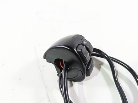 2017 Harley FLS Softail Slim Right Hand Start Stop Control Switch 71500297 {{ shop.shopifyCountryName }} - Mototech271