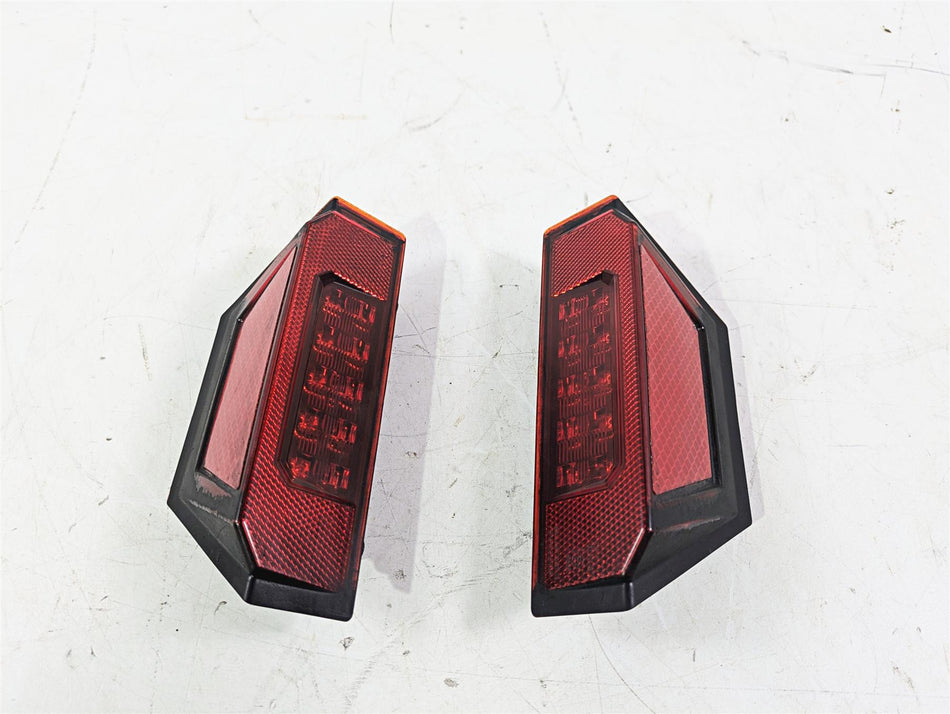 2020 Polaris General 1000 EPS Taillight Tail Stop Brake Light Lamp Set 2411866 {{ shop.shopifyCountryName }} - Mototech271