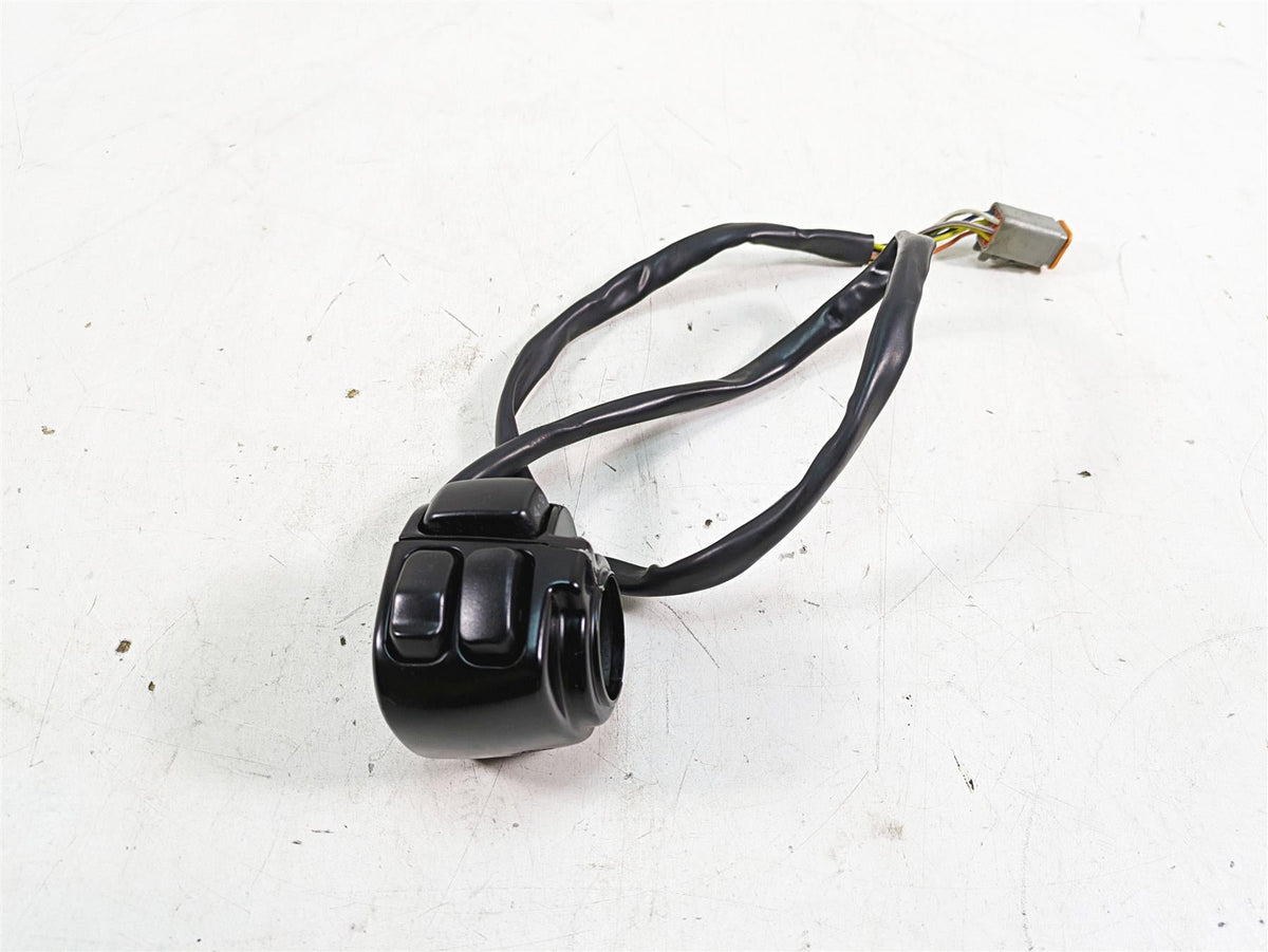 2006 Harley FLSTI Softail Heritage Left Hand Turn Signal Control Switch 71682-06 {{ shop.shopifyCountryName }} - Mototech271