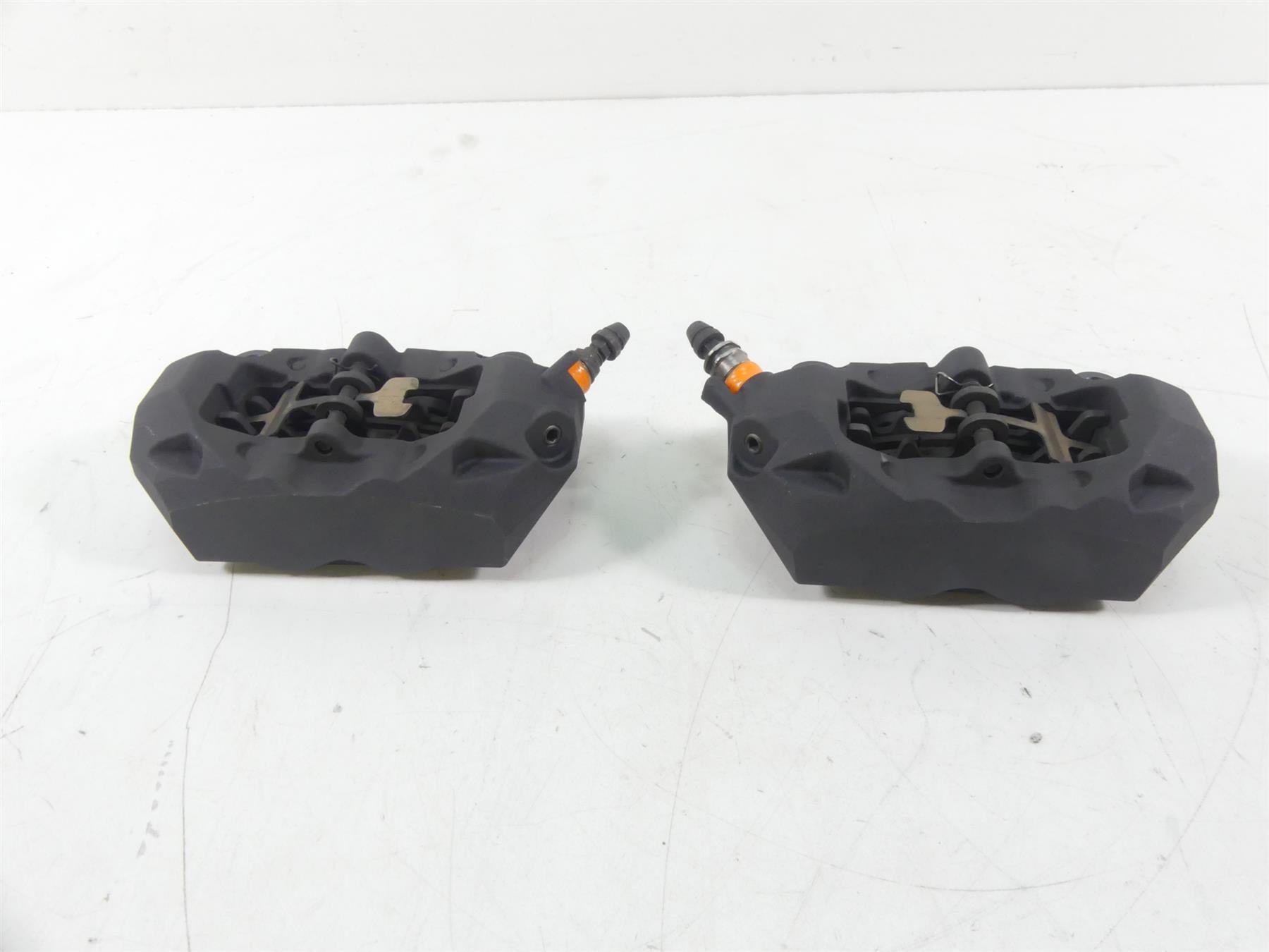 2016 BMW R1200GS K50 Front Brembo Brake Caliper Set 34118556205 34118556206 {{ shop.shopifyCountryName }} - Mototech271