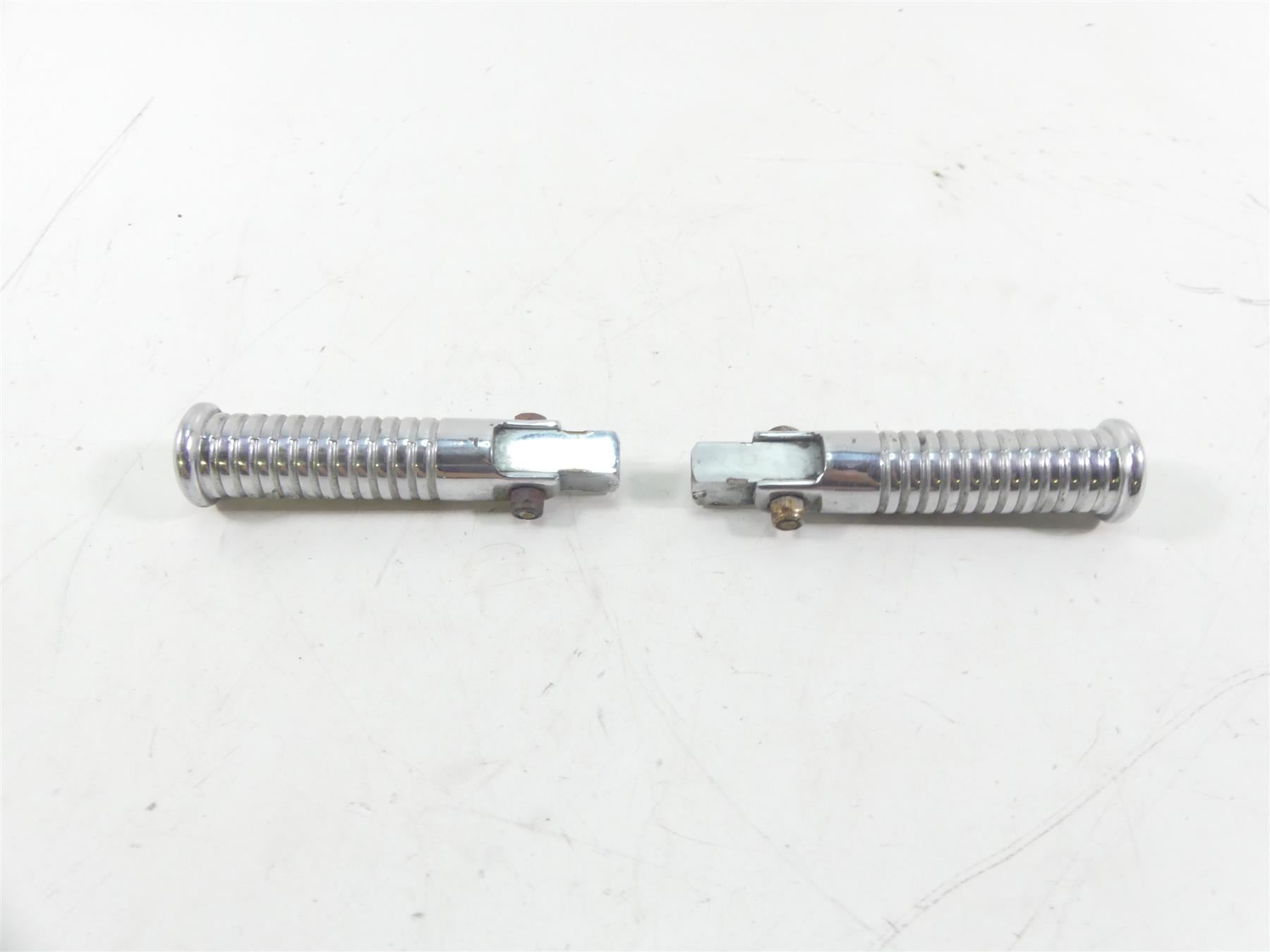1978 Harley XLH1000 Sportster Ironhead Rear Passenger Footpeg Set 50907-69 {{ shop.shopifyCountryName }} - Mototech271