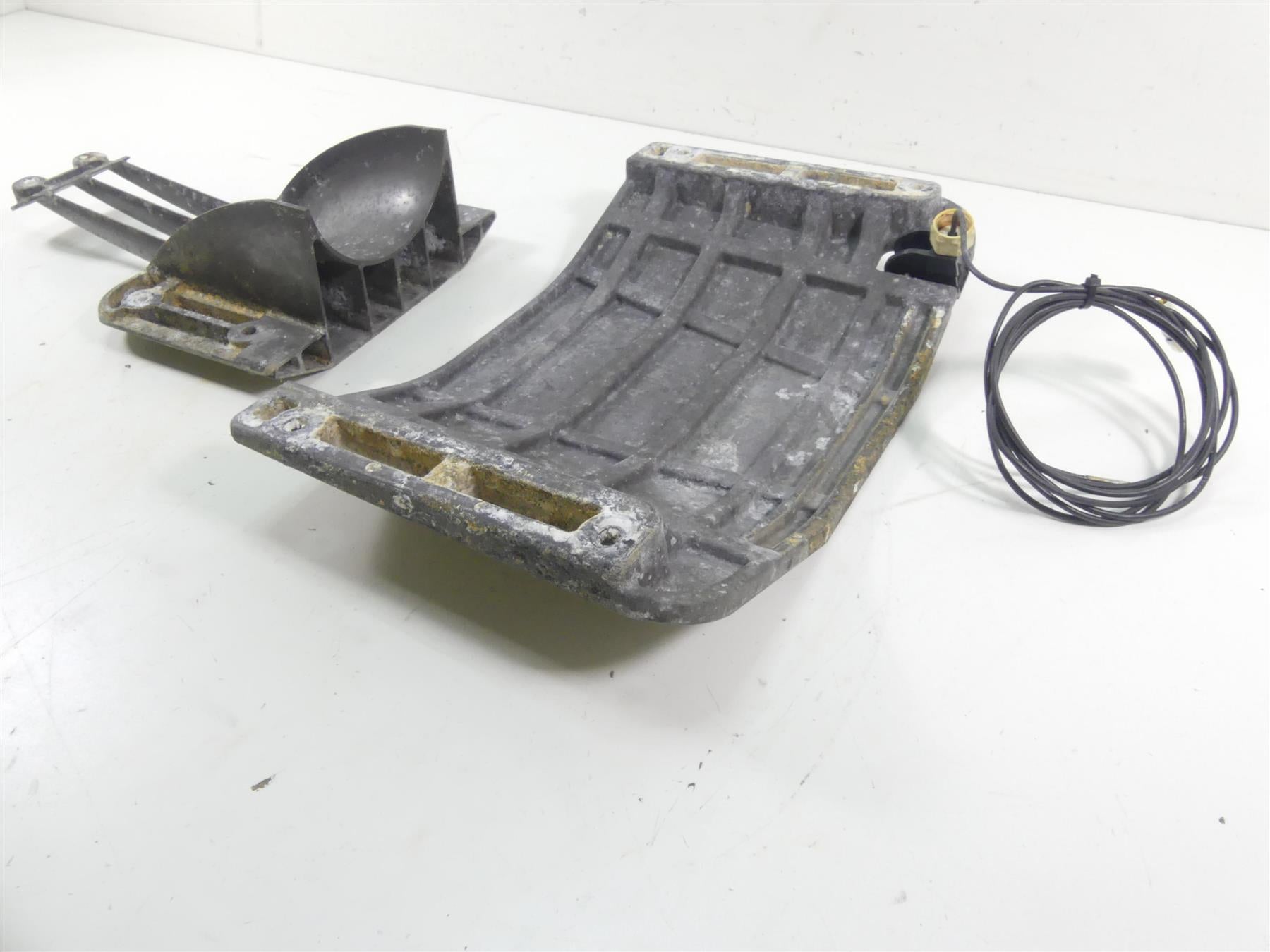2016 Yamaha Waverunner VX 1050 Deluxe Bottom Skid Plate Set 6EX-R1333-00-00