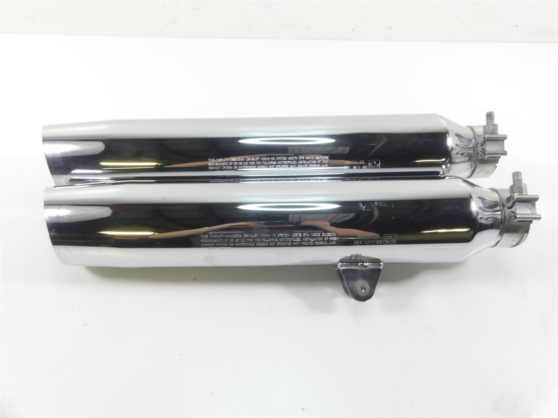 2006 Harley VRSCD Night Rod Oem Exhaust Pipe Muffler Silencer Set 65215-06 | Mototech271