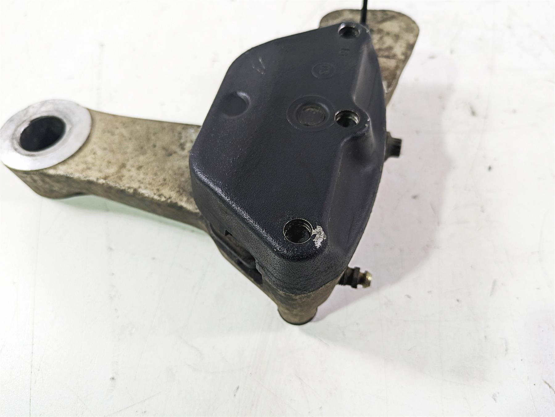 2003 Harley Touring FLHTCUI 100TH E-Glide Rear Brake Caliper & Bracket 44080-02C {{ shop.shopifyCountryName }} - Mototech271