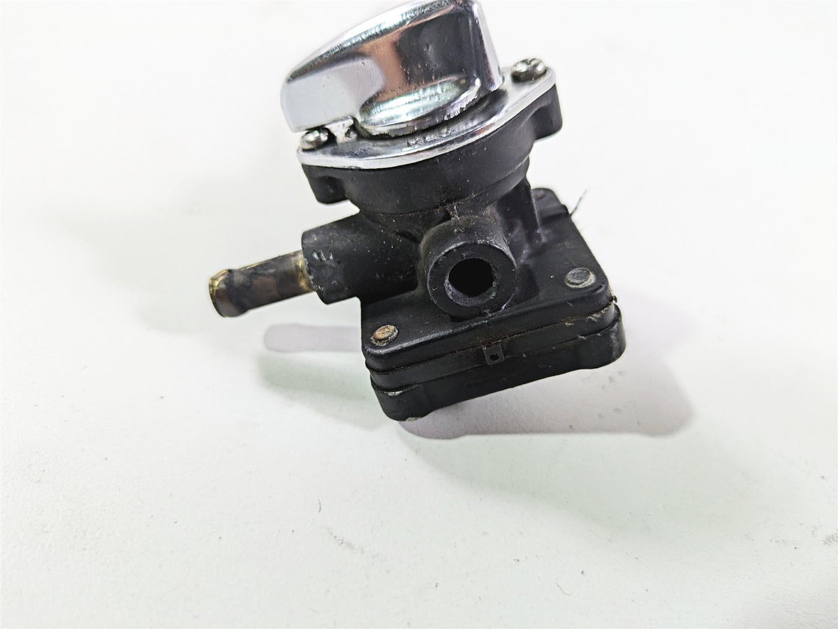 2005 Harley Touring FLHRI Road King Fuel Gas Petrol Valve Petcock 61338-02 {{ shop.shopifyCountryName }} - Mototech271