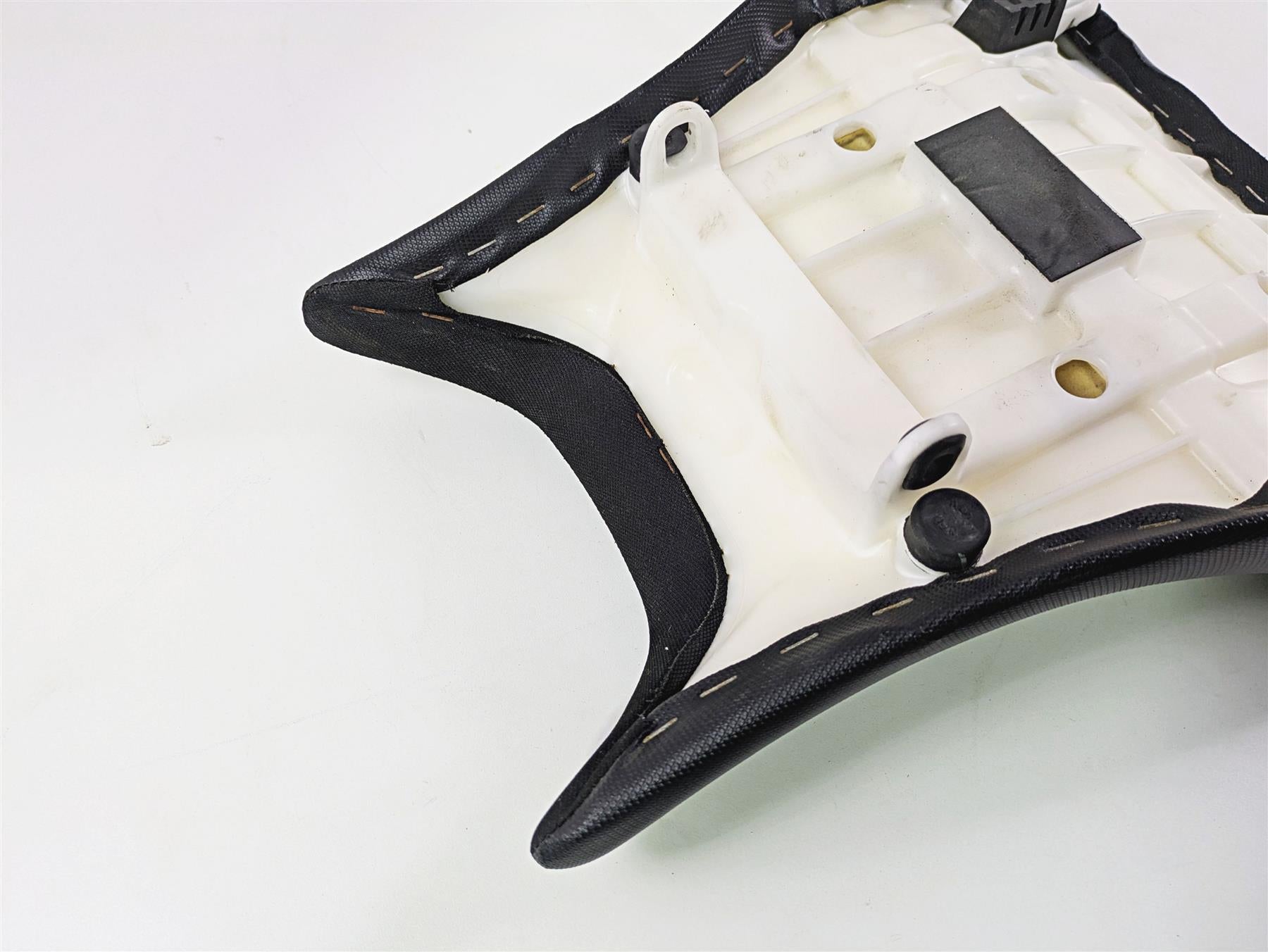 2023 Suzuki GSX1300 RR Hayabusa Front Rider Seat Saddle 45100-10L01-QUZ {{ shop.shopifyCountryName }} - Mototech271