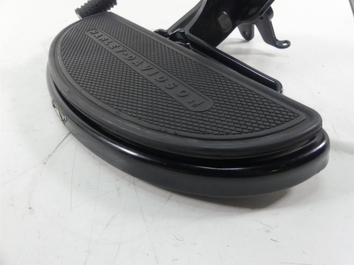 2017 Harley FLS Softail Slim Left Front Floorboard & Shifter Lever Read 33630-07 {{ shop.shopifyCountryName }} - Mototech271