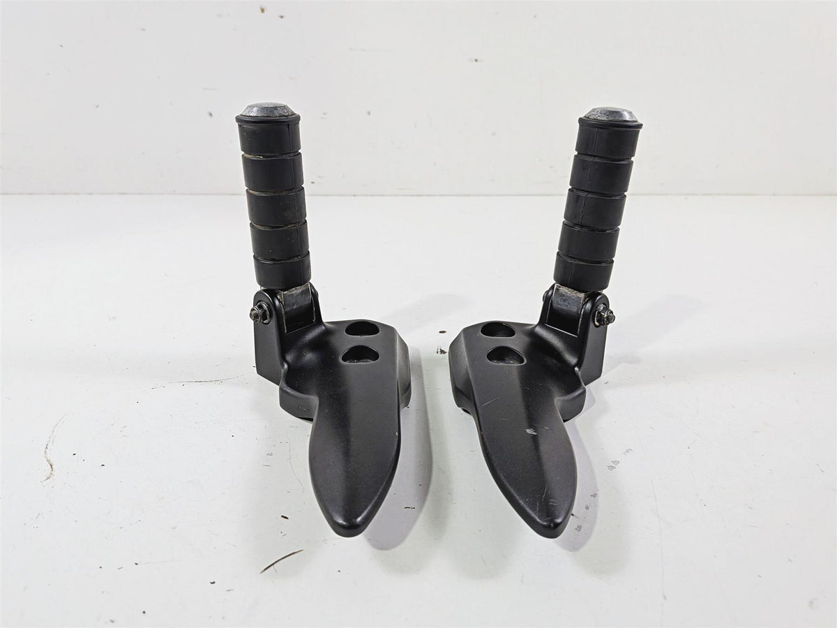 2008 Yamaha XV1900 Roadliner S Rear Passenger Footpeg Set 1D7-27430-00-00 {{ shop.shopifyCountryName }} - Mototech271