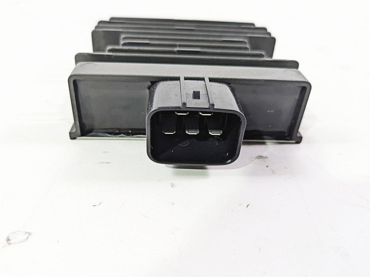2024 Kawasaki ZX6R ZX636 Ninja Rectifier Voltage Regulator SH868AA 21066-0756 {{ shop.shopifyCountryName }} - Mototech271