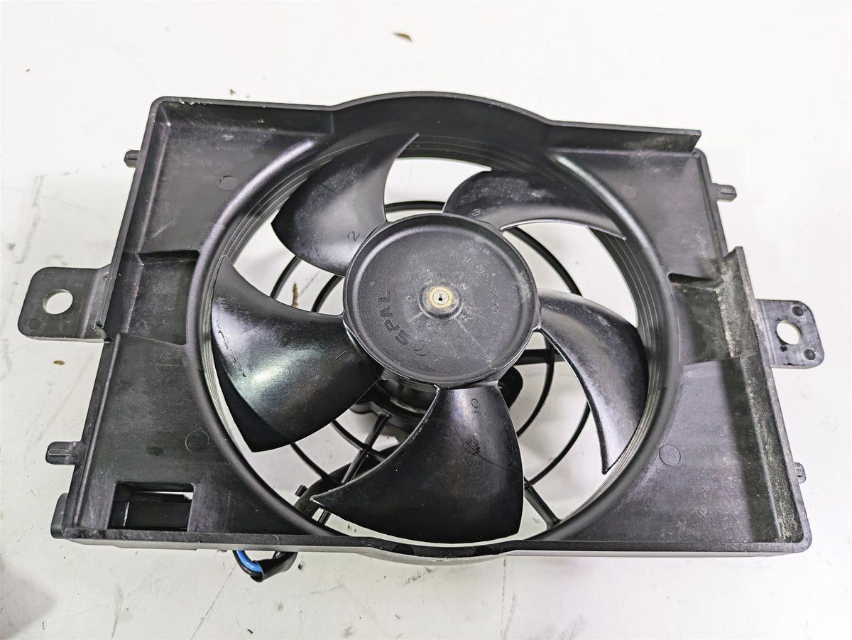 2018 BMW R1200GS GSW K50 Right Radiator + Reservoir Fan & Cover Set 17118546416 {{ shop.shopifyCountryName }} - Mototech271