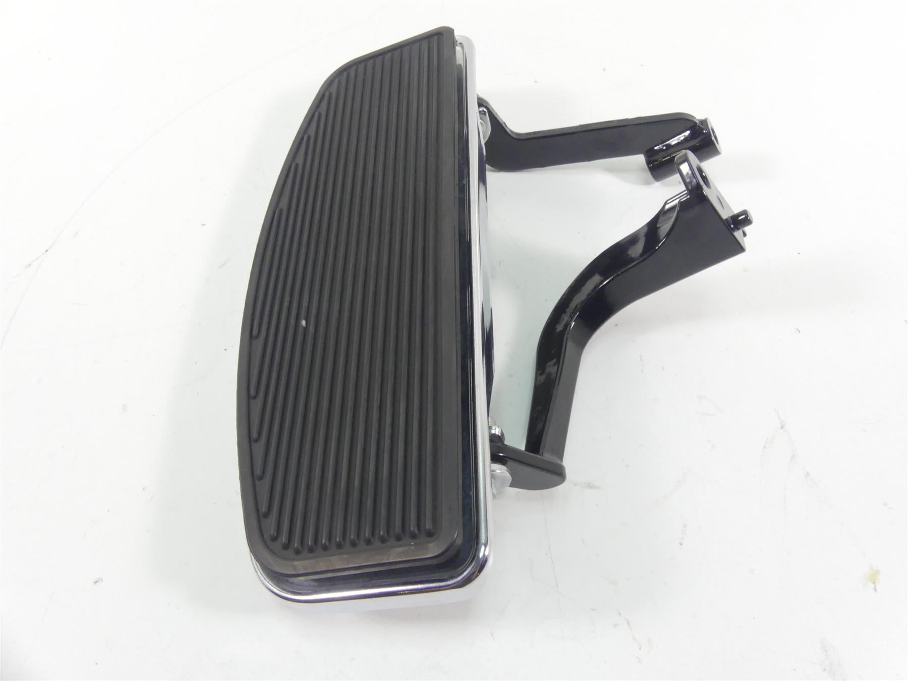2016 Harley Touring FLHR Road King  Front Left Floorboard Floor Board 50621-06A