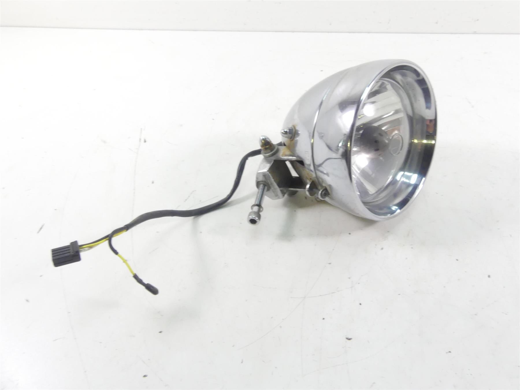 2002 Harley Softail FXSTDI Deuce Headlight Head Light Lamp & Bracket 68258-00B {{ shop.shopifyCountryName }} - Mototech271