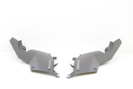 2008 BMW K1200GT K1200 GT K44 Tank Between Leg Side Fairing Set 46637685024 {{ shop.shopifyCountryName }} - Mototech271